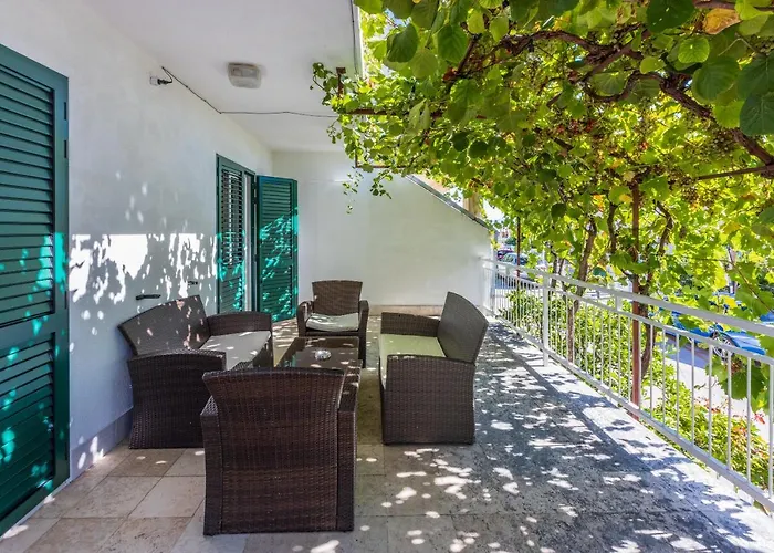 Apartments Opacak Selce