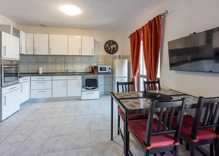 Apartments Opacak Selce