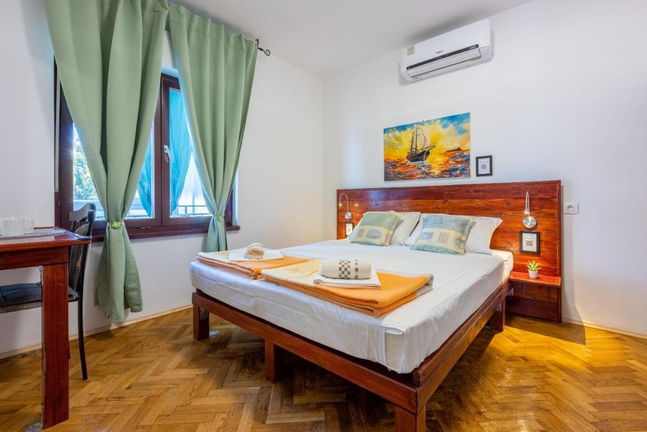 Opacak Apartment *